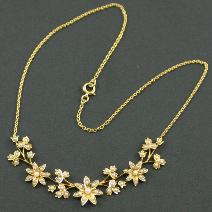 Edwardian 15ct gold seed pearl necklace