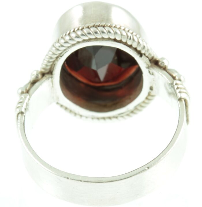 Garnet and sterling silver ring - inside view
