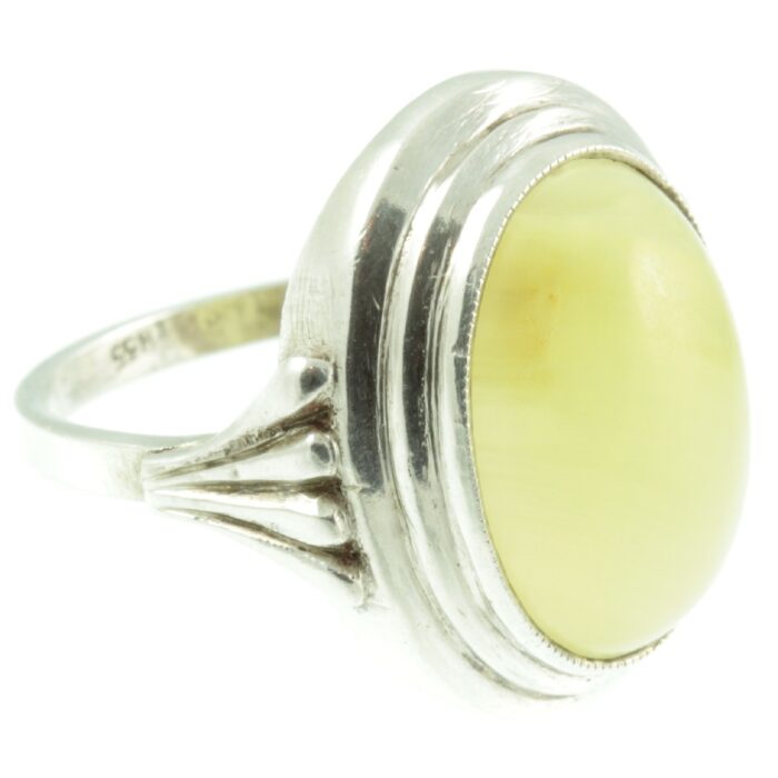 White agate silver ring - side view