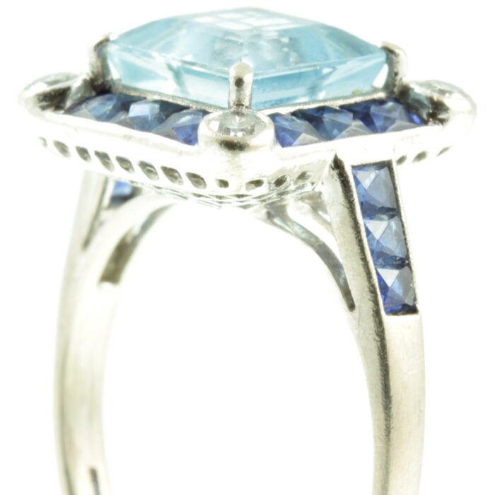 Aquamarine and sapphire ring